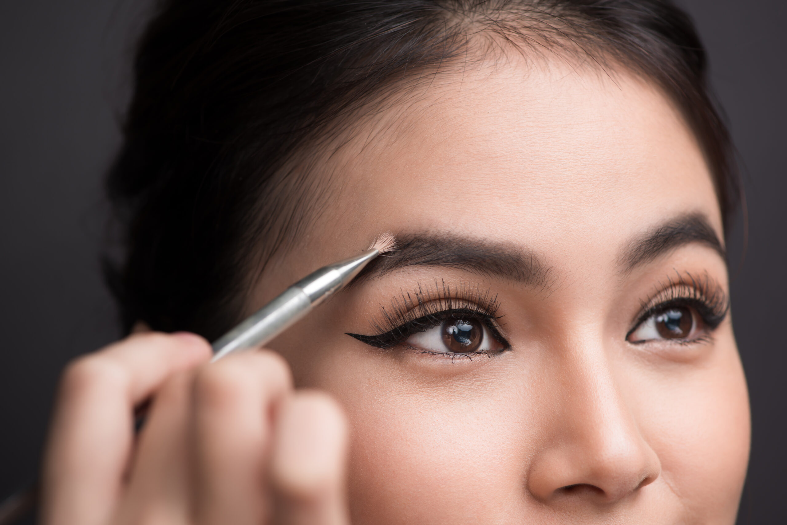 Astuce, le maquillage rapide des yeux