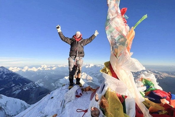Yorick au sommet de l'Everest versant népalais 7